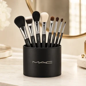 Set professionnel de huit pinceaux de maquillage MAC
